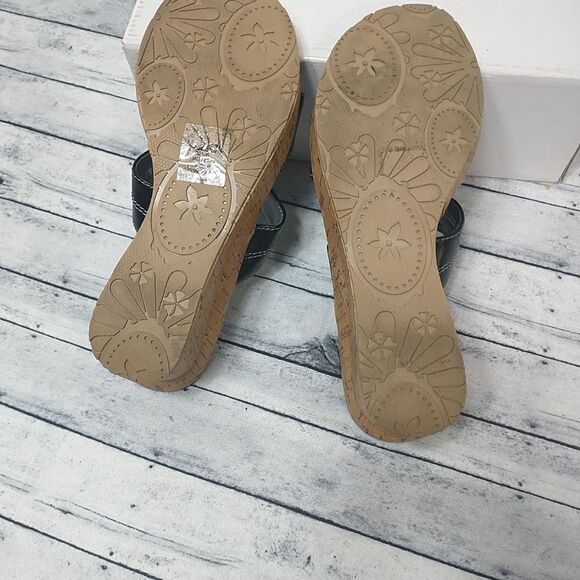 Bongo Platform Wedge Heel Sandals Size7.5, Black Studded Straps, Slip-on - Picture 6 of 8